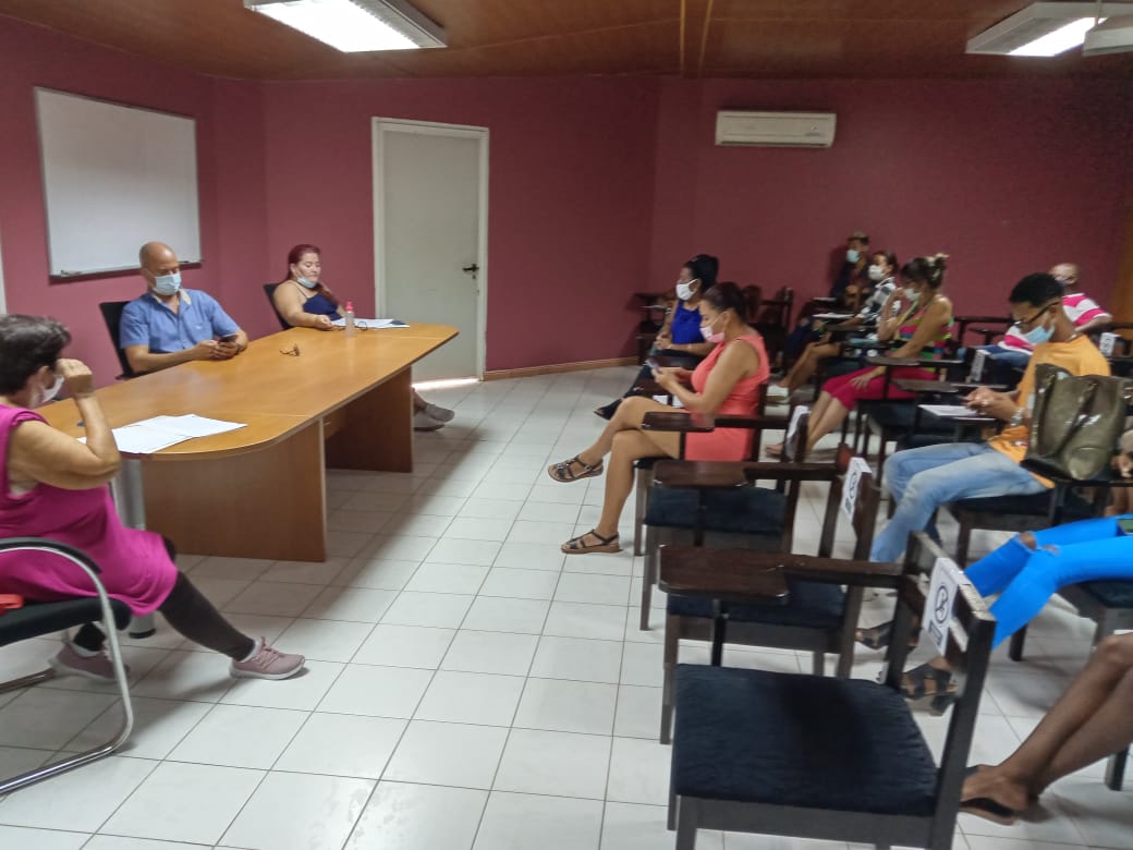 cometalcomunica's tweet photo. #Cometal con sus trabajadores efectúa la discusión del Código de Familia https://t.co/oXtA9Zl3QL