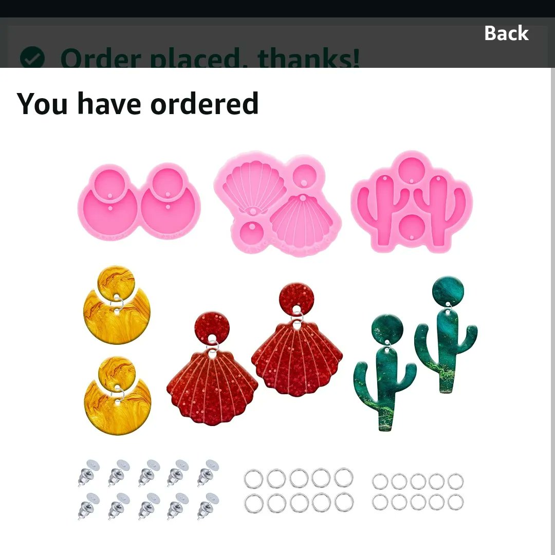 Jessica98409304's tweet photo. Ordered these to give my little shop more variety! The resin shakers look so fun. I've always wanted to try making those. I can't wait to get these tomorrow ๐คฉ
#resincreations
#handmade
#amazonfinds
#resinmolds
#epoxyresin https://t.co/glrxxC5S7e