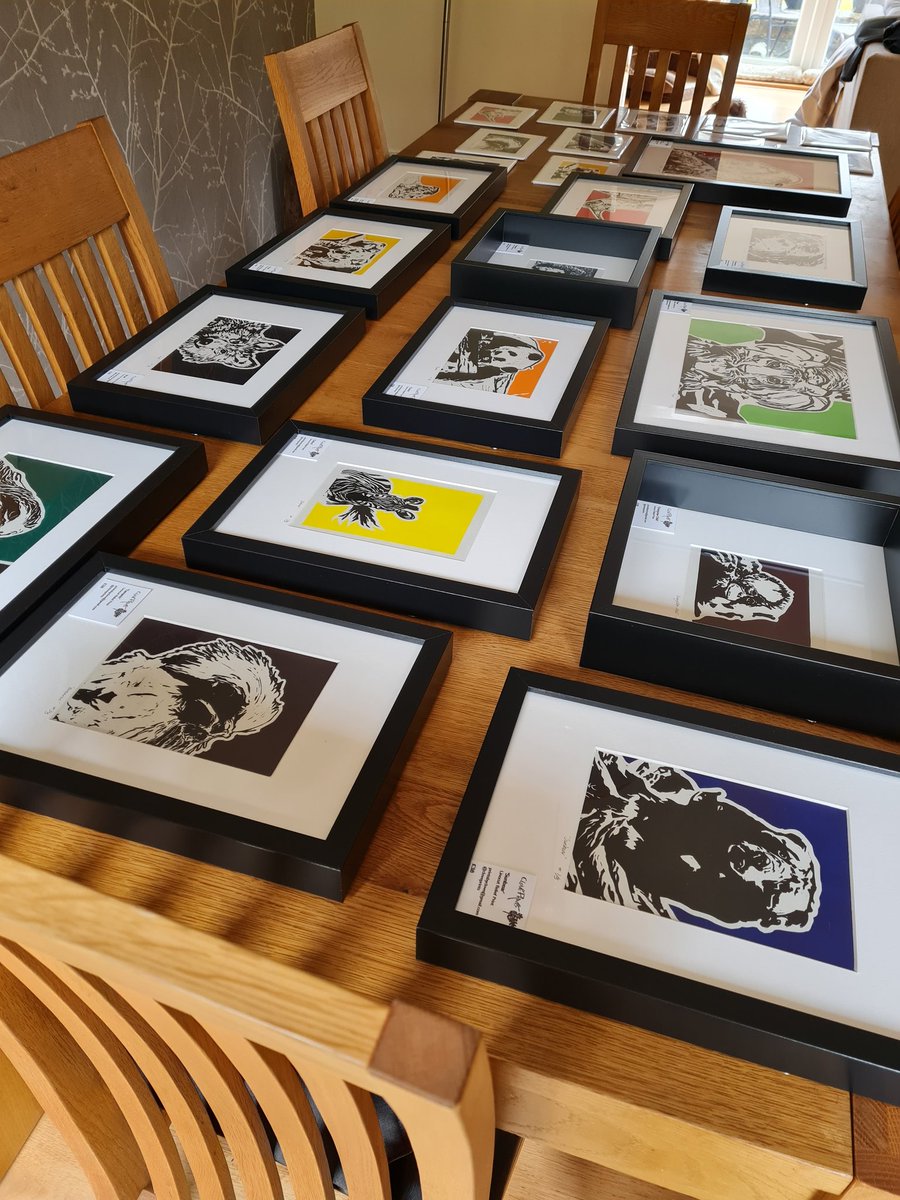 ClovePrints's tweet photo. All my printed ducks in a row, ready for hanging! #art #linoprint #handprinted #artist #artistontwittter https://t.co/9dByzzQSrg
