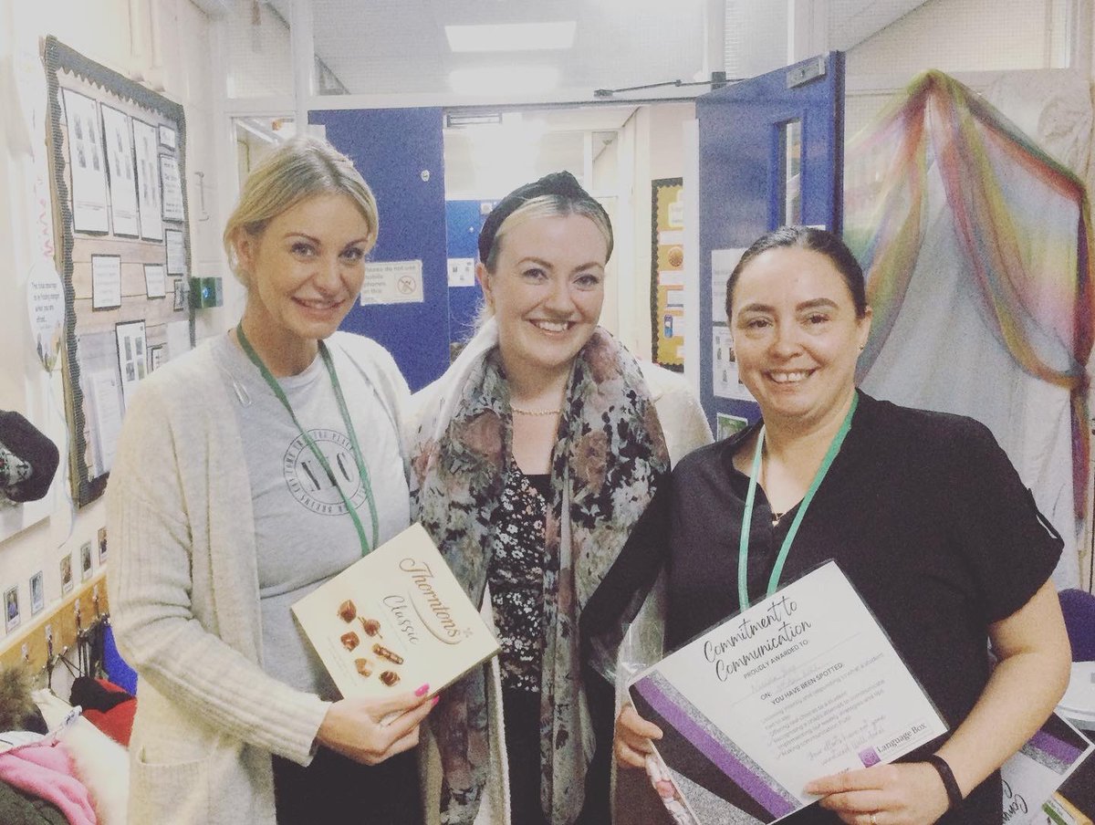 LanguageBoxSLT's tweet photo. So much fun surprising the fabulous @EllergreenNS staff yesterday! 💜🥇🍬 

Their dedication, consistency &amp; openness to think outside the box in ways to individualise communication support is second to none. 

#LBawards #Commitmenttocommunication https://t.co/FMvgl3W1Yx