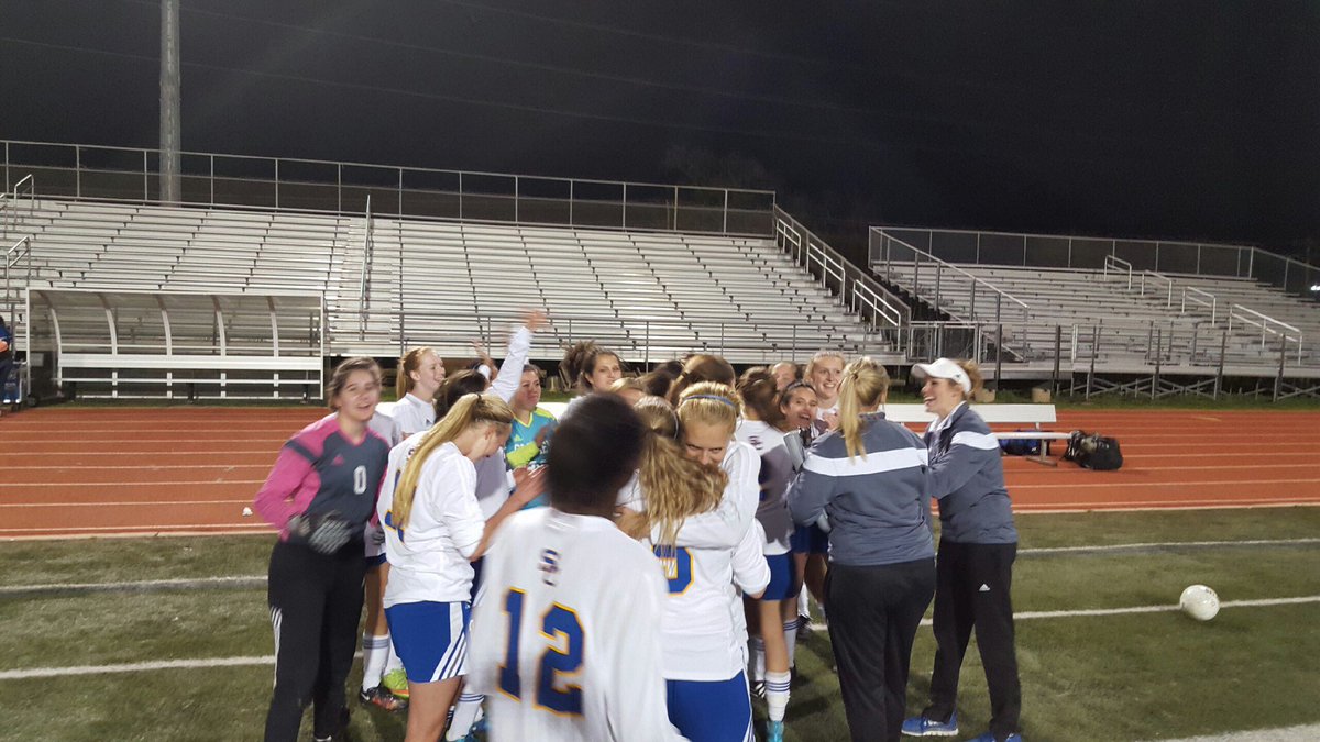 _Coach_Wood's tweet photo. It’s time for me to hang up the visor &amp; lay down the whistle. God has truly orchestrated an opportunity that if I didn’t take I wouldn’t be who I try to empower these kids to be - courageous, ambitious, &amp; someone who trusts the process. It has been an honor to be called Coach! 💗 https://t.co/0CF0hqLgoe