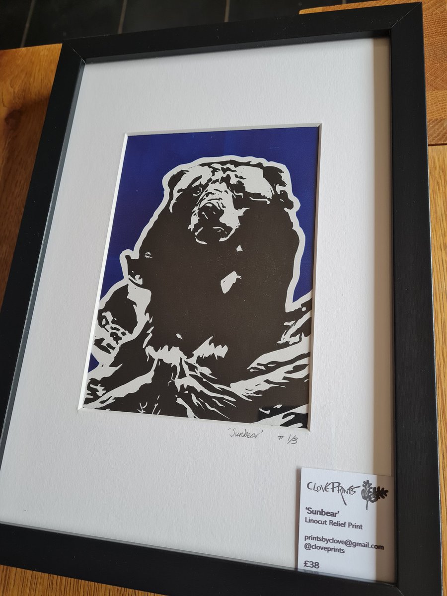 ClovePrints's tweet photo. Exhibition ready this Wednesday afternoon...#art #linocut #printmaker #printing #CraftBizParty #artistsoftwitter https://t.co/Ymjeic0kPd
