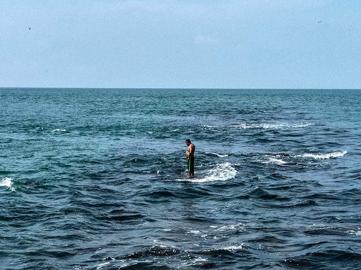 'The sea is devouring the town,' say residents of Sánchez Magallanes, where breakwaters are vanishing under waves (photo). Hear their #ClimateCrisis story from #Mexico at today's @MexOnu @NorwayUN @rodekorsnorge @ifrc 'Turning the Tide' (19:00 UTC) event - bit.ly/3u9Ij6w