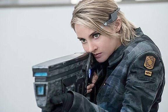 thngergames's tweet photo. distopia adolescente é o melhor gênero de filme. https://t.co/1FUZrV3vhl