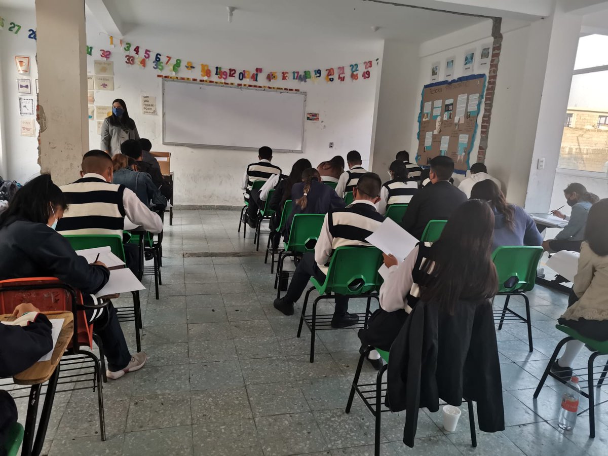 Escuela Preparatoria Oficial Núm. 371 tweet media