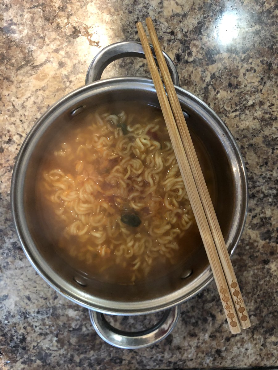 Bay (ເບ) tweet media