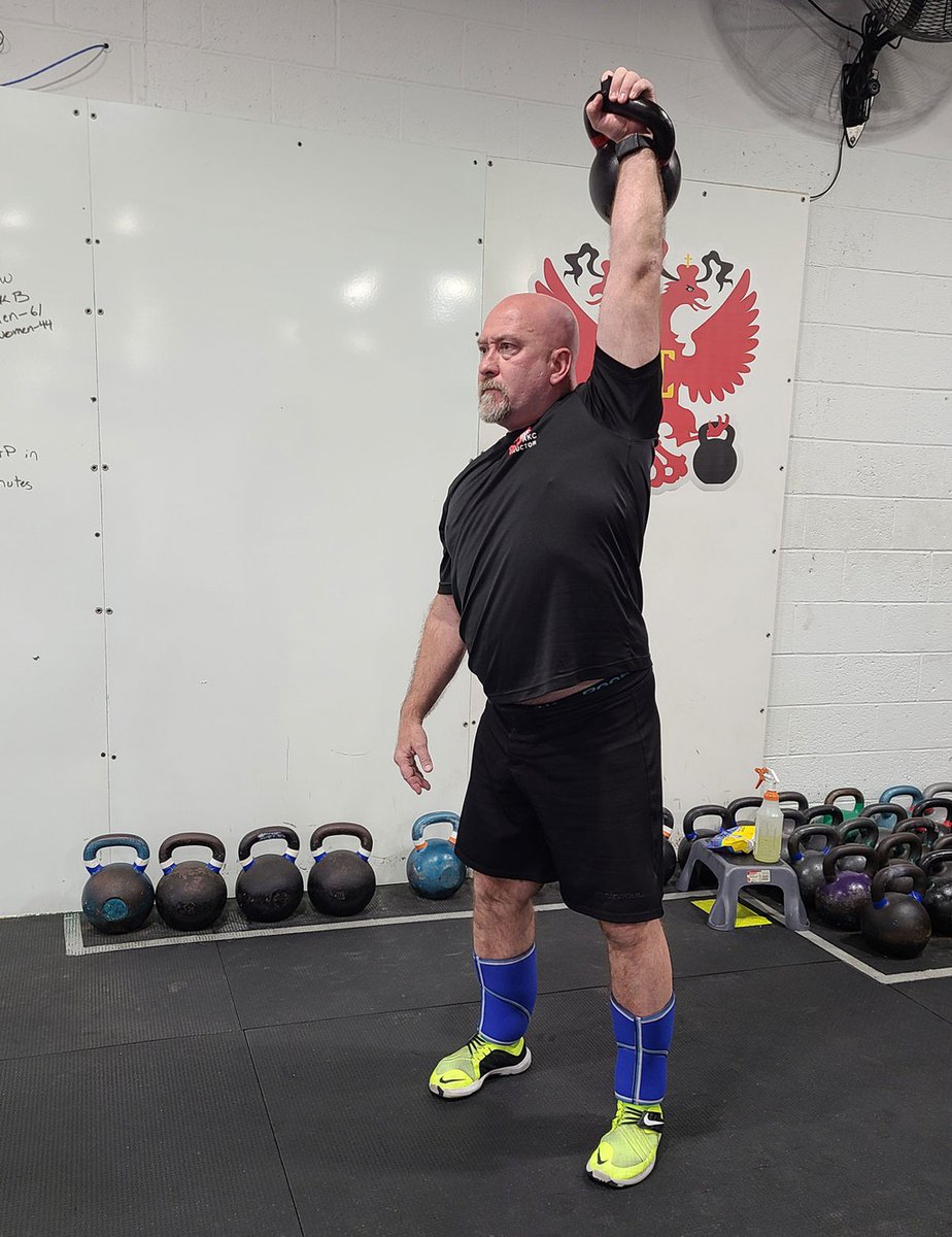 DragonDoor's tweet photo. Thoughts on the RKC Kettlebell Snatch Test from Master RKC Michael Krivka

Read more 👉 https://t.co/NmVFRsjgQV

#RKC #CertifiedKettlebellInstructors #kettlebellinstructor #DragonDoor #kettlebell #snatchtest #kettlebelltraining #KettlebellTrainingEducation #RkcSnatchTest https://t.co/Bi5FbbGmLc