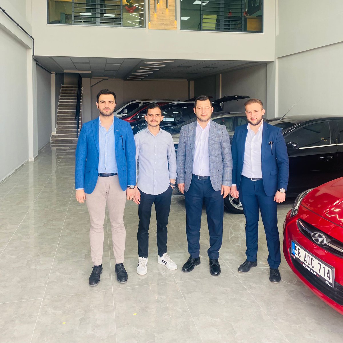 Şehrimizde faaliyet gösteren SS AUTO işletme sahibi Süleyman Mercankaya’ya ziyarette bulunduk.
 Kendileriyle yaptığımız ve yapacağımız faaliyetler hakkında istişarede bulunduk. Misafirperverliğinden dolayı teşekkür ederiz.