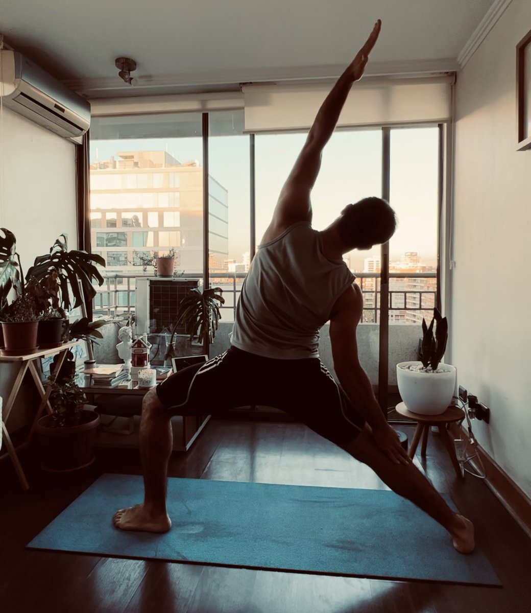 GustavChopin's tweet photo. Hoy en el día mundial de la actividad física, inicié la jornada con #BodyBalance94 // uno de los últimos lanzamientos, y aproveché de llevar el saludo al sol ☀️ a su nivel Máximo #Yoga #Taichi #LesMills https://t.co/0JdjFYRdpe