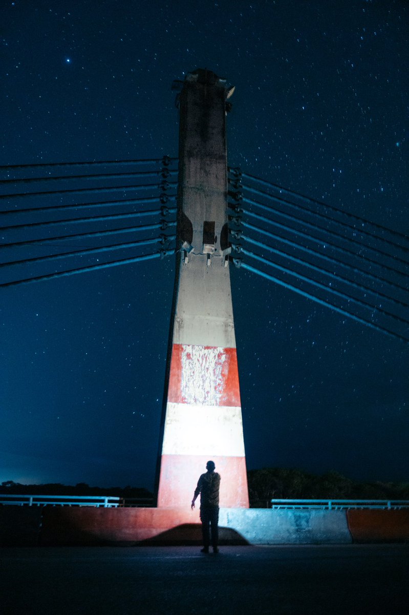 CarlosGoNFT's tweet photo. The sky yesterday at the Peru - Brazil border bridge. Didn’t have a tripod with me but I’m happy with the result. https://t.co/g2XLh4CGpi