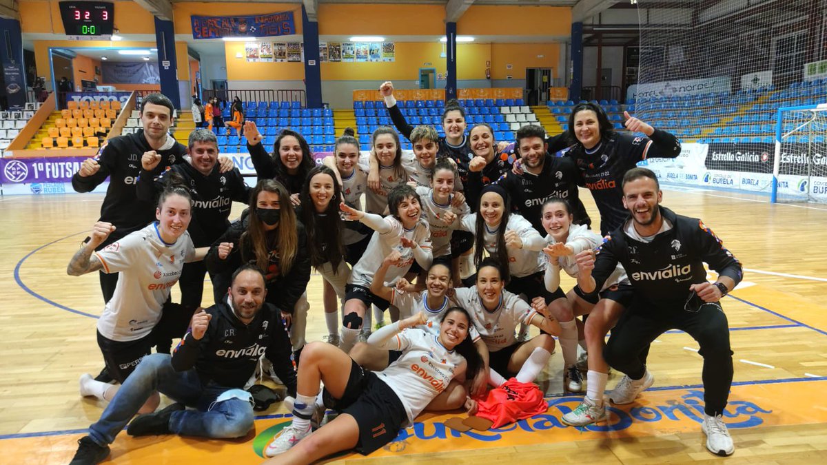 OUontimeFSF's tweet photo. COPA XUNTA // SEMIFINAL - VUELTA // ESTAMOS EN LA FINAL! (3-3)
⚽️⚽️ @laura_12Canales
⚽️ @Iriasaeta10
Después de mucho tiempo BURELA no estará en la final de la Copa Xunta
Enorme partido y eliminatoria de ambos equipos!
¡SOIS MUY GRANDES CHICAS!
🚀🧡 #imosOlio
#copaXunta https://t.co/flvJy6DDzE