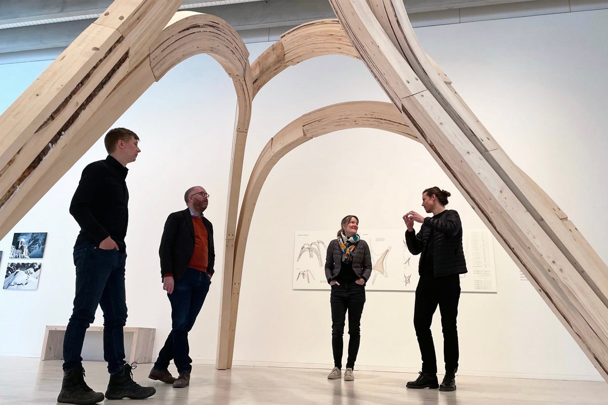 e-flux Education tweet media