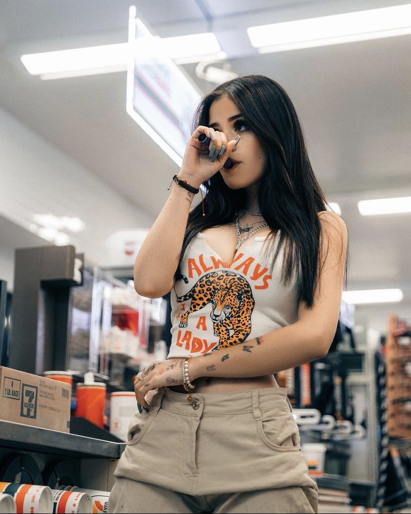 KatteyesSupport's tweet photo. El fotógrafo @/Estuardguinea subió nuevas fotos de @iamfervalentina a su perfil🦋
Corran a verlas y a dejarles comentarios bonitos 🖤✨

https://t.co/Pd9sRQCbJD https://t.co/26GxJIXkvU