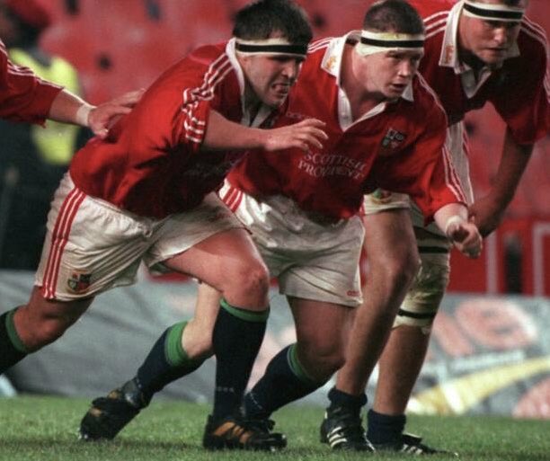 Lost one of the greatest players I ever got to share the pitch with today. Tough, humble, quiet assassin and a top class room mate…we will all miss you dearly…..Tom’s family and friends in our prayers tonight RIP Tommy