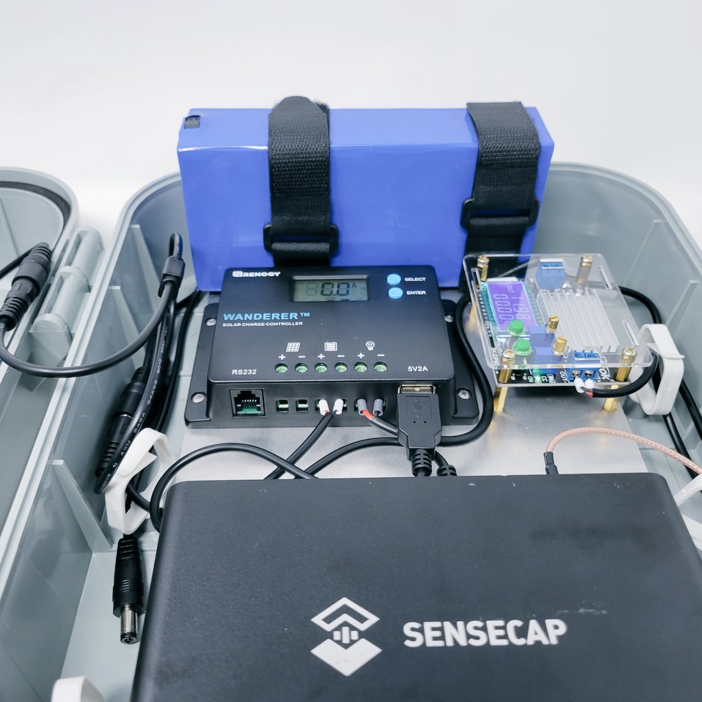 Summer is coming....
Time to get the #Helium bad boy out into the wild. Deploy on the best locations to earn the most. Don't let power and data access hold you back!
#ThePeoplesNetwork #OTG #solarenergy