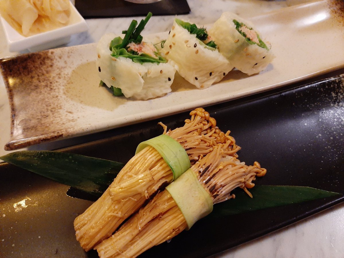 Obon Bisutoro, a Japanese bistro specializing in sushi and ramen, officially opened its doors in Phoenix’s Biltmore Fashion Park in late March. Click below for the lowdown. 

bit.ly/3JcjCul