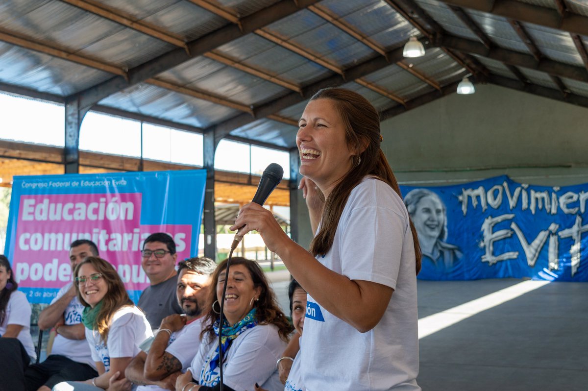 EvitaCABA's tweet photo. EDUCACIÓN COMUNITARIA ES PODER POPULAR

El viernes y sábado participamos del Congreso Federal de Educación del @MovimientoEvita https://t.co/TlpJa10Ibd