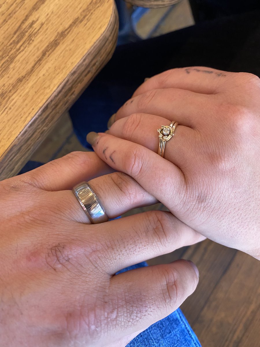 FenskeMatt's tweet photo. Married my best friend 💖 https://t.co/K4NB7Vc9MG