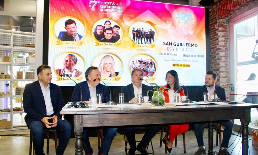 felipemichlig's tweet photo. En esta 7° edición actuarán “números de gran jerarquía" entre ellos: -Sábado: El @IndioLucioRojas, @valerialynch y @LOSCALIGARIS. -Domingo: #Kaniche, @LosNocherosOfic y @laberisorock. Además de importantes grupos artísticos locales y de la región. +Info: https://t.co/OyKCnlQdTB https://t.co/Tw0JeczLX5