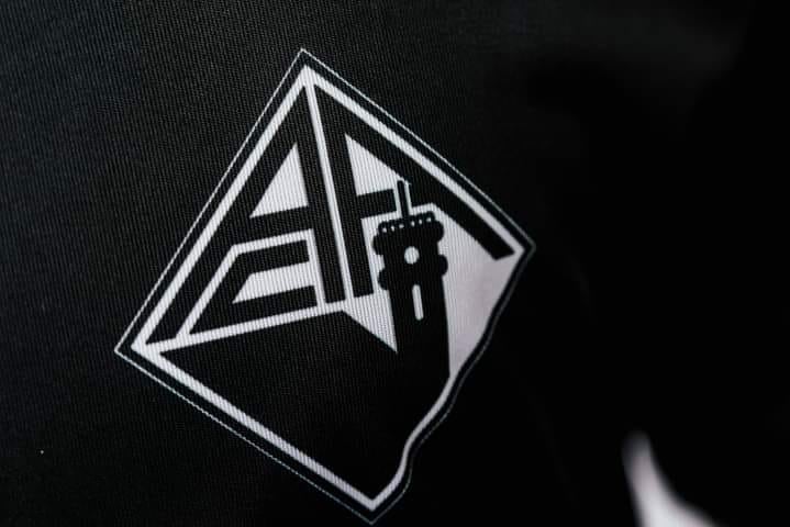 academicaoaf's tweet photo. A Mesa da Assembleia Geral da AAC/OAF informa do seguinte: https://t.co/6Eff0WwLy7

Relembramos que para exercerem o direito de voto devem os sócios ter a quota de abril de 2022, podendo fazê-lo até ao dia 15 de abril de 2022.

Saudações Académicas https://t.co/kjYUl6NTph