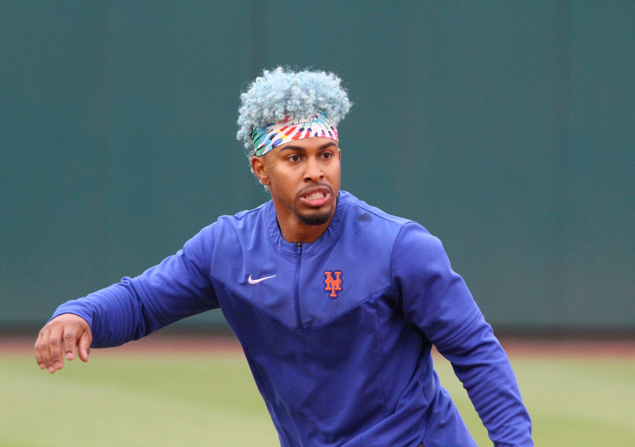 Anthony DiComo on X: 📸 Francisco Lindor freshened up his blue hair color  for Opening Day.  / X