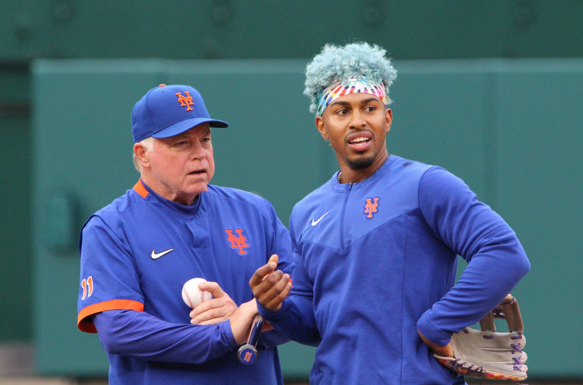 Anthony DiComo on X: 📸 Francisco Lindor freshened up his blue hair color  for Opening Day.  / X
