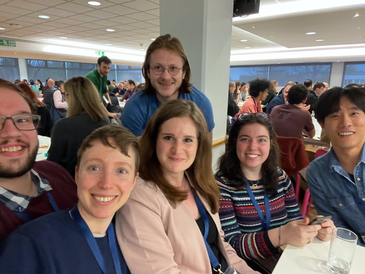 clairecurel's tweet photo. My first conference ever #BSCBDB22 it was such a fun and interesting couple of days! Really grateful to have gone with such a great bunch of people as well✨😋 #godinholab https://t.co/PPfFfL77gk