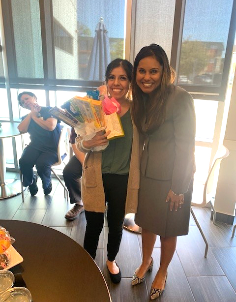 FBMC_Dallas's tweet photo. FBMC April Employee of the Month: Carolina Sanchez – Reception 
Carolina is the face and voice of FBMC. Her smile (even when hidden by a mask) is such a warm welcome to visitors, vendors, patients, and families.  We are so blessed by her hardworking spirit.
Thank you, Carolina! https://t.co/MywccgtqyM