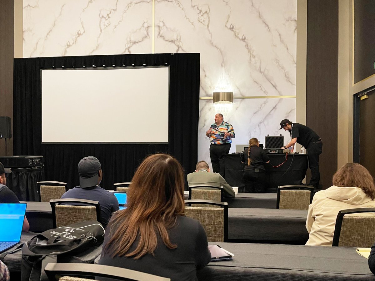 Solliance (@solliancenet) on Twitter photo No projector? No problem. š
Our Technical Fellow, <a href="/linotadros/">linotadros</a> doesnāt let tech gremlins get in the way of devops. @AzureAIConf #Solliance No projector? No problem. š
Our Technical Fellow, <a href="/linotadros/">linotadros</a> doesnāt let tech gremlins get in the way of devops. @AzureAIConf #Solliance