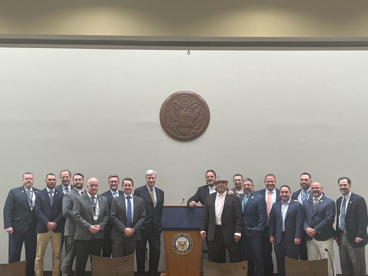 President Sabitoni & RBCTC Delegates with Senator Whitehouse at #NABTU Conference