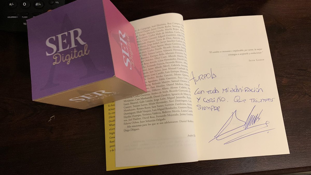 AureoladelSol's tweet image. Y así llega #Campañeando a mis terrenos y #SERDigital se le une para aprender de uno de los más grandes referentes de la #ComPolDigital @andreseliascom.

Gracias Andrés, créeme que leeré cada palabra para zambullirme en tu experiencia y conocimiento. ¡Éxitos siempre! 👊🏼🍀