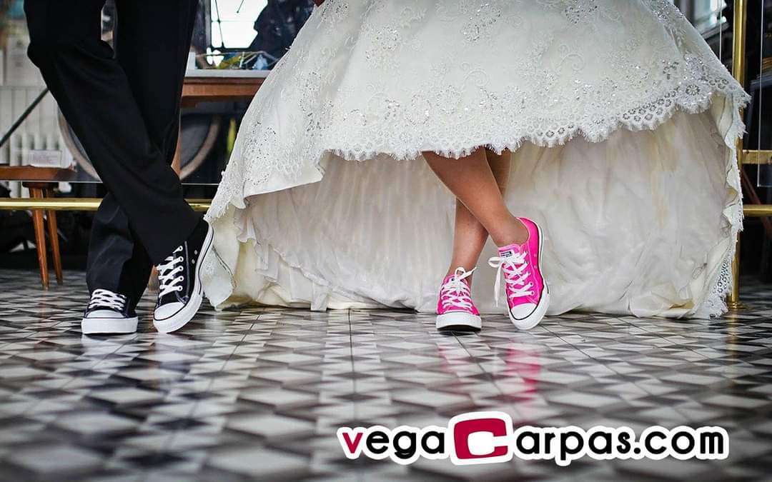 ¿Cómo de #original quieres que sea tu #boda? 💃🕺
¡Cuenta con nosotros! ¡nos sumamos al reto! 👌
👉 vegacarpas.com
#vegacarpas #almoradi #carpas #jaimas #beduinas #decoracion #fabricantes #alicante #murcia #celebraciones #bodas #eventos #bodasoriginales #bodasunicas