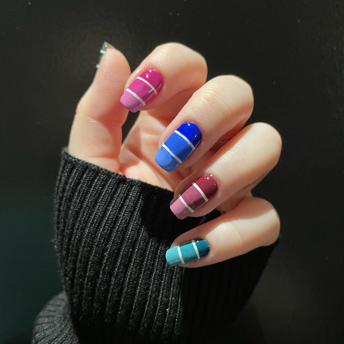 CoutureCuticle's tweet photo. Looks like the paint chips from Home Depot 🎨. Would you believe these are all Holo Taco? Just mixed my own lighter shades 😎
.
.
.
@holotaco One Coat Black, High Tea Hibiscus, Royal Tea Blue, I’m Over Brew, Bring Me The Teal, Not Milky White https://t.co/uOfSQDnvsU