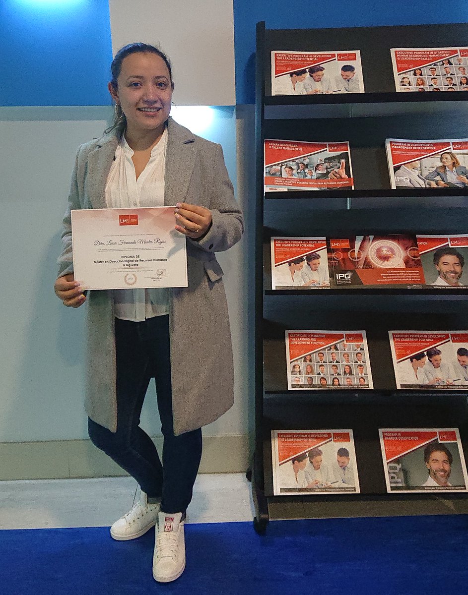 Siempre es un placer reencontrarnos con nuestros alumni y más cuando vienen a recoger sus merecidos diplomas.

¡Enhorabuena, Luisa Fernanda Montes!