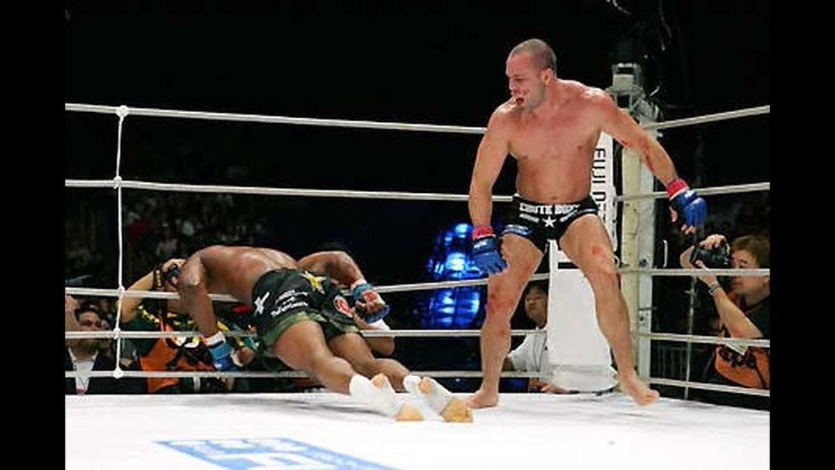 P_Web3's tweet photo. @web3_alex @Chopsss13 @HumpdayIzzy @ChuckLiddell @JonnyBones @KS_SAKU39 Or 👑 https://t.co/pGzcit4Dvq