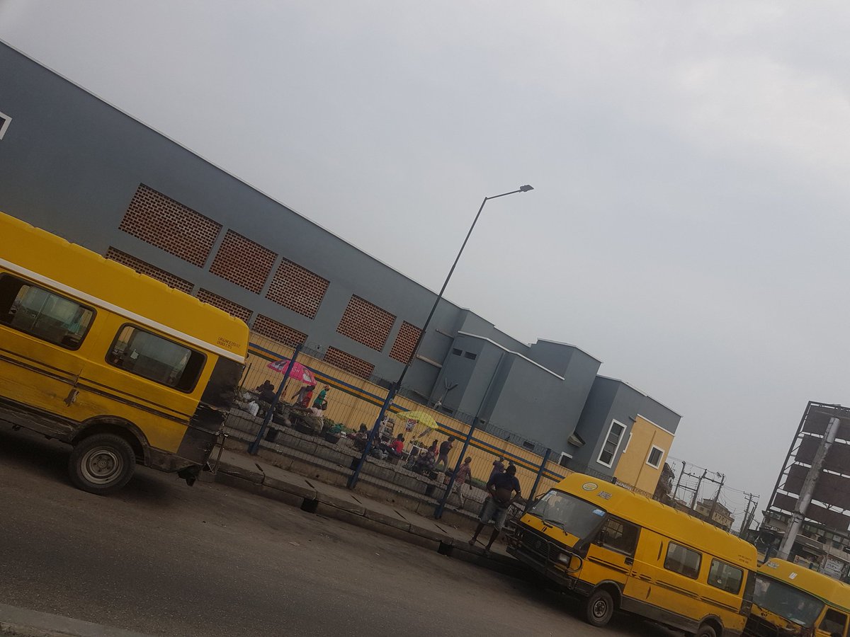 sama_on_point's tweet photo. The Orile Police Station is back. Kudos to the FG, @PoliceNG & @followlasg. ππ³π¬
#EndSARS #ReformNPF https://t.co/07eaHWxWEL