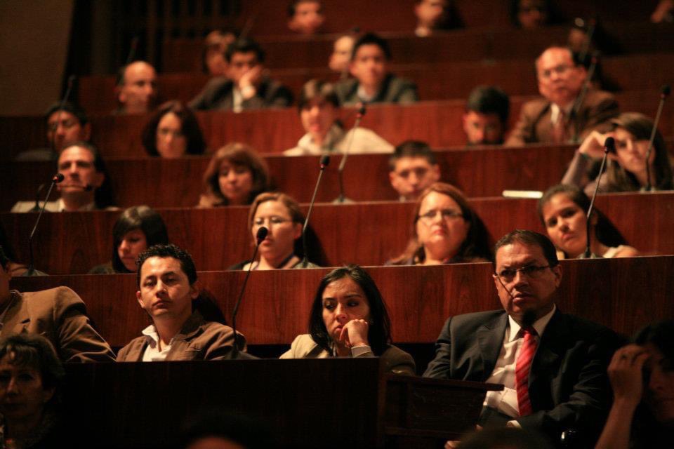 Intercentec's tweet photo. #QUITO  “Congreso Internacional de Justicia Constitucional” Año 2011. @UCatolicaCuenca @Intercentec https://t.co/HZnuQHcrT6