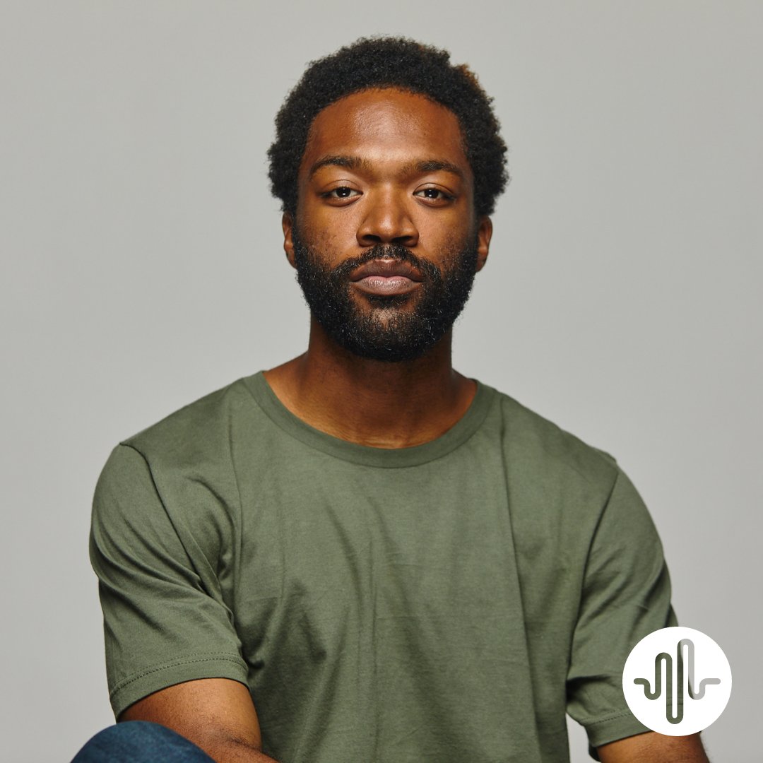 EraseDistance's tweet image. Michael shared the "SEAN" story for Harlan Community Academy in 2019 and set the tone for the room that made it possible for students to open up about their experiences. Thank you Michael for your ongoing efforts to disarm the stigma that surrounds mental health.