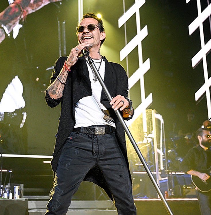 TAG_Live tweet media