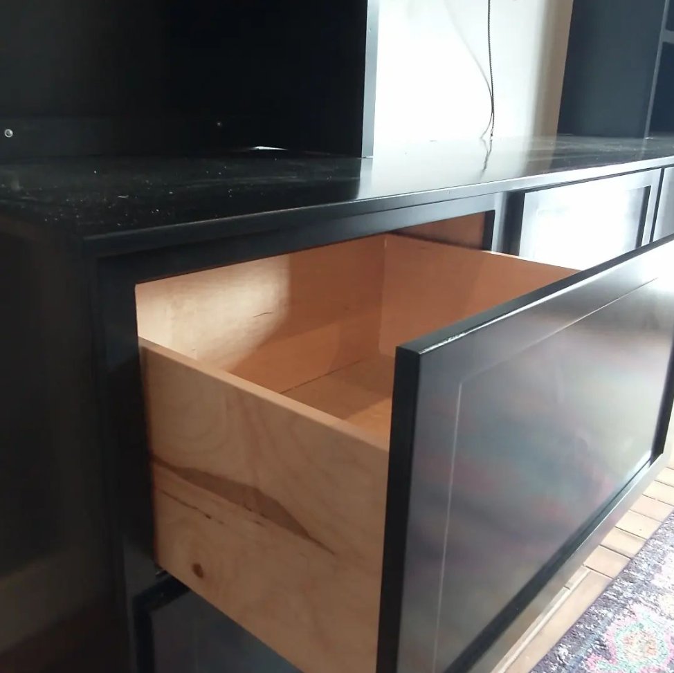 grassusa's tweet photo. This built-in entertainment center by #Wolfeswoodcraftservices is definitely sleek & beautiful. Thank you for sharing & for using #grasshardware.
View original post: https://t.co/4N5cwxizk9
#customcabinetry #builtins #cabinetbuilder
#Grass #GrassAmerica #grassproducts https://t.co/E16aljOIcJ
