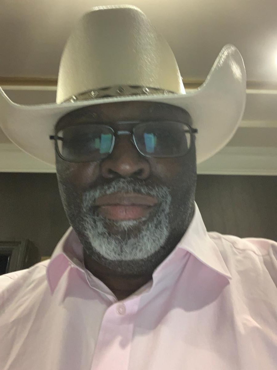 IllinoisBCC's tweet image. President/CEO Larry Ivory attended the United States Chamber of Commerce (USCC) 2022 #ccc100 event in Austin, TX. With Sara Armstrong with USCC, Suzanne Clark, President, USCC, and John Harmon, President, Founder &amp;amp; CEO of the African American Chamber of Commerce of New Jersey.