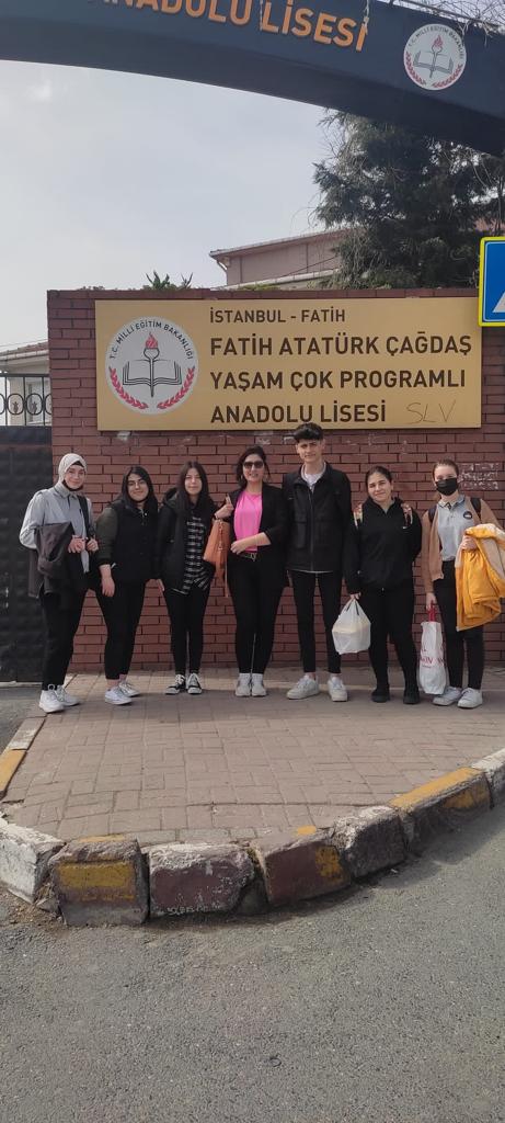 Meslek Liseleri Ailelerle Buluşuyor Projesi Afişi ve Etkinliği <a href="/FatihilceMEM/">Fatih İlçe Millî Eğitim Müdürlüğü</a> <a href="/istanbulilmem/">İstanbul İl Millî Eğitim Müdürlüğü</a>