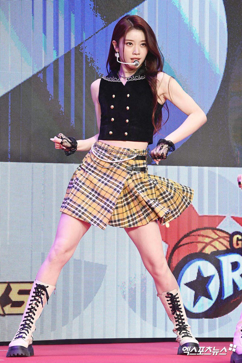 xiaotspace's tweet image. a performer…

#沈小婷 #션샤오팅 #XIAOTING