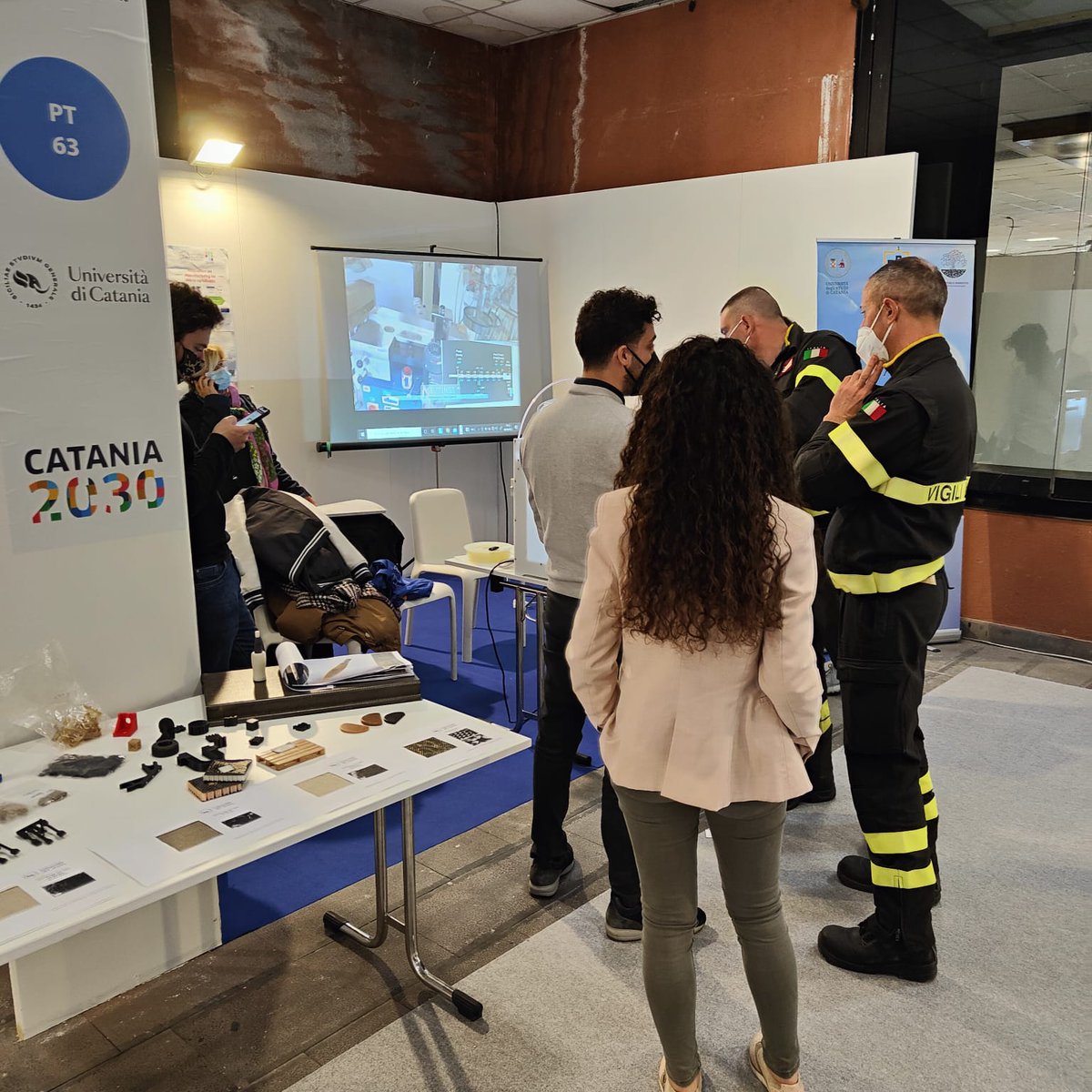 LabPolymers's tweet image. Giornata ricca di incontri presso #Ecomed Green Expo del Mediterraneo 2022.
Parlando di compositi green, sostenibilità e stampa 3D.
Laboratorio Polimeri e Compositi @unict_it @dicar