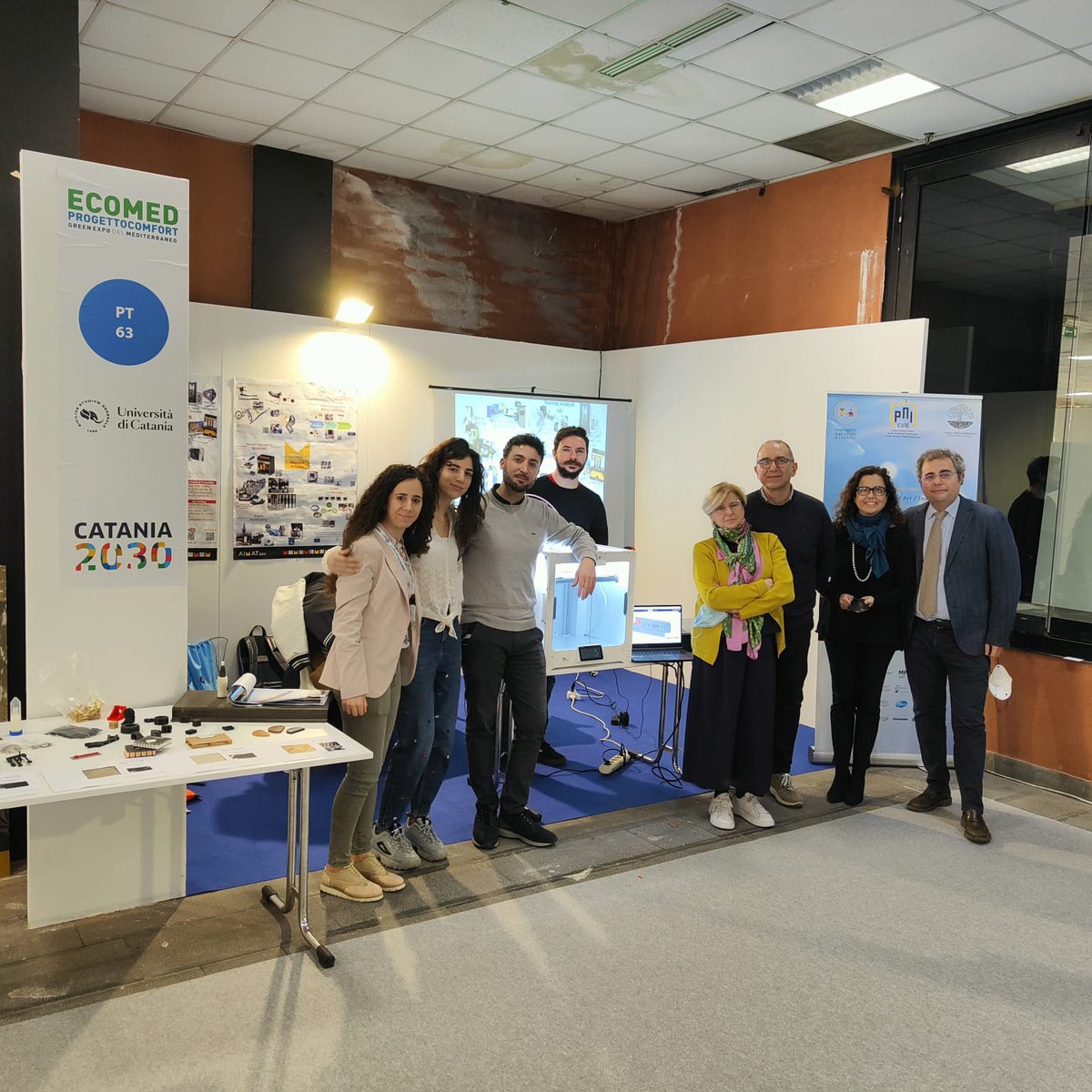 LabPolymers's tweet image. Giornata ricca di incontri presso #Ecomed Green Expo del Mediterraneo 2022.
Parlando di compositi green, sostenibilità e stampa 3D.
Laboratorio Polimeri e Compositi @unict_it @dicar