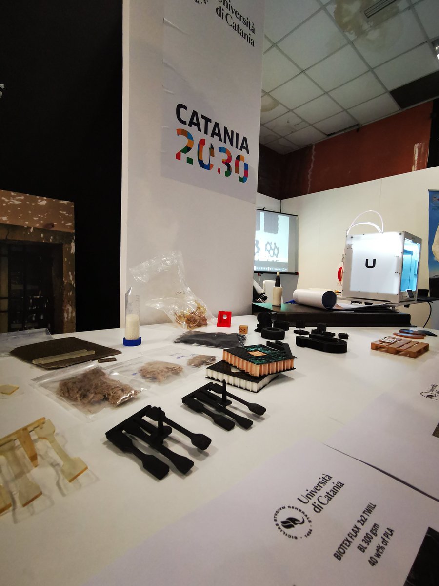 LabPolymers's tweet image. Giornata ricca di incontri presso #Ecomed Green Expo del Mediterraneo 2022.
Parlando di compositi green, sostenibilità e stampa 3D.
Laboratorio Polimeri e Compositi @unict_it @dicar