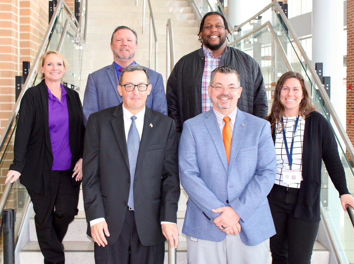 CCPS Health PE (@ccps_hpe) on Twitter photo Thanks for your attention Juniors <a href="/CCPS_SCHS/">SCHS Cavaliers</a> & Principal Dougherty <a href="/christinadmd/">Christina Dougherty</a> for inviting the Special OPTS assembly to share resources & personal stories. Dr. Lockard thanks for kicking off the program @SteveLockard1 <a href="/CCPSk12/">Carroll County PS</a>. #TogetherItsPossible #OpiatePreventionTeenSupport Thanks for your attention Juniors <a href="/CCPS_SCHS/">SCHS Cavaliers</a> & Principal Dougherty <a href="/christinadmd/">Christina Dougherty</a> for inviting the Special OPTS assembly to share resources & personal stories. Dr. Lockard thanks for kicking off the program @SteveLockard1 <a href="/CCPSk12/">Carroll County PS</a>. #TogetherItsPossible #OpiatePreventionTeenSupport