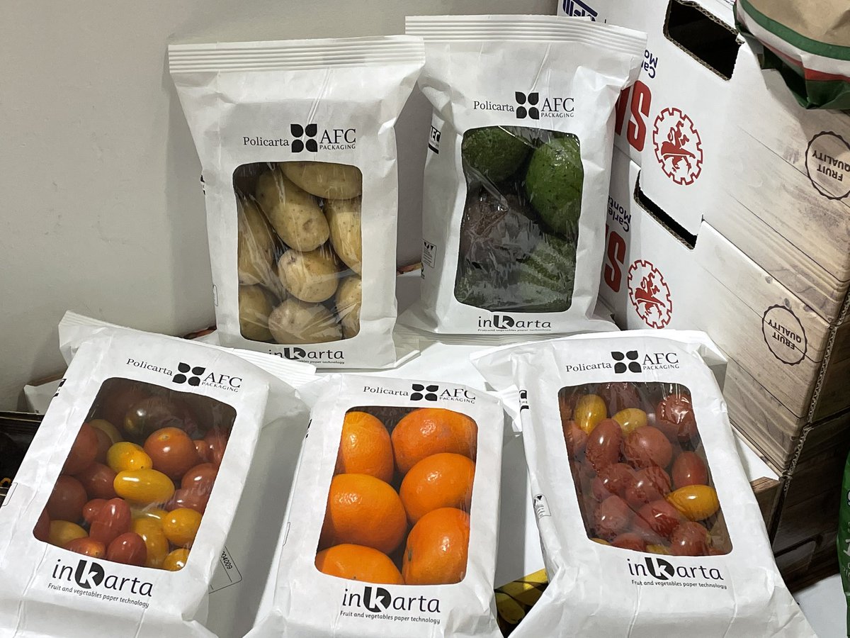mbakerafc's tweet photo. What a great day at Fruit Logistica in Germany. Policarta’s NoW plastic free technology is the show Buzz. 800-334-9372. https://t.co/l5U3BDcJP3