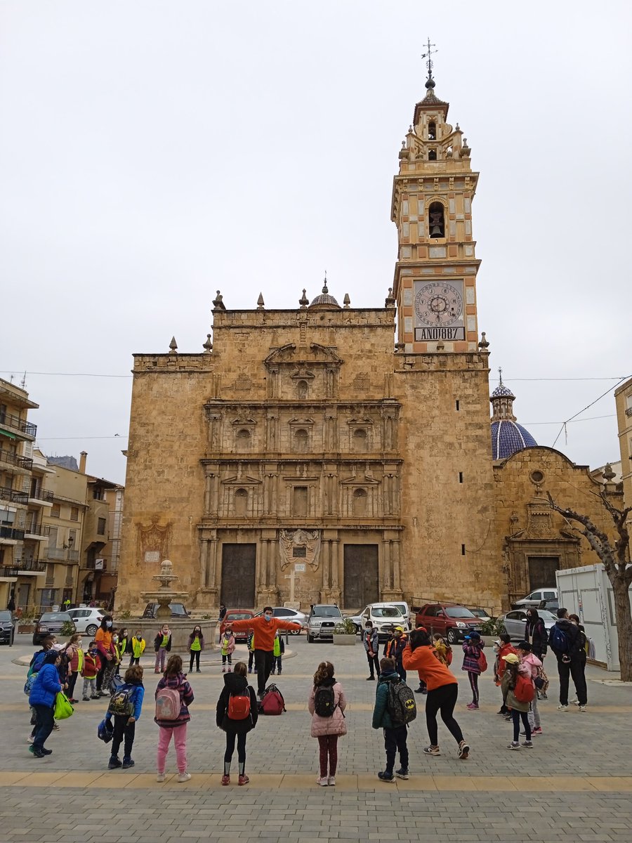 GrupAnimat1's tweet image. ¡Qué tesoro tenemos al alcance de la mano con #Chelva! Las excursiones escolares de la #RutaDelAgua son siempre un éxito, historia y naturaleza al alcance de todos/as #Animat_Style