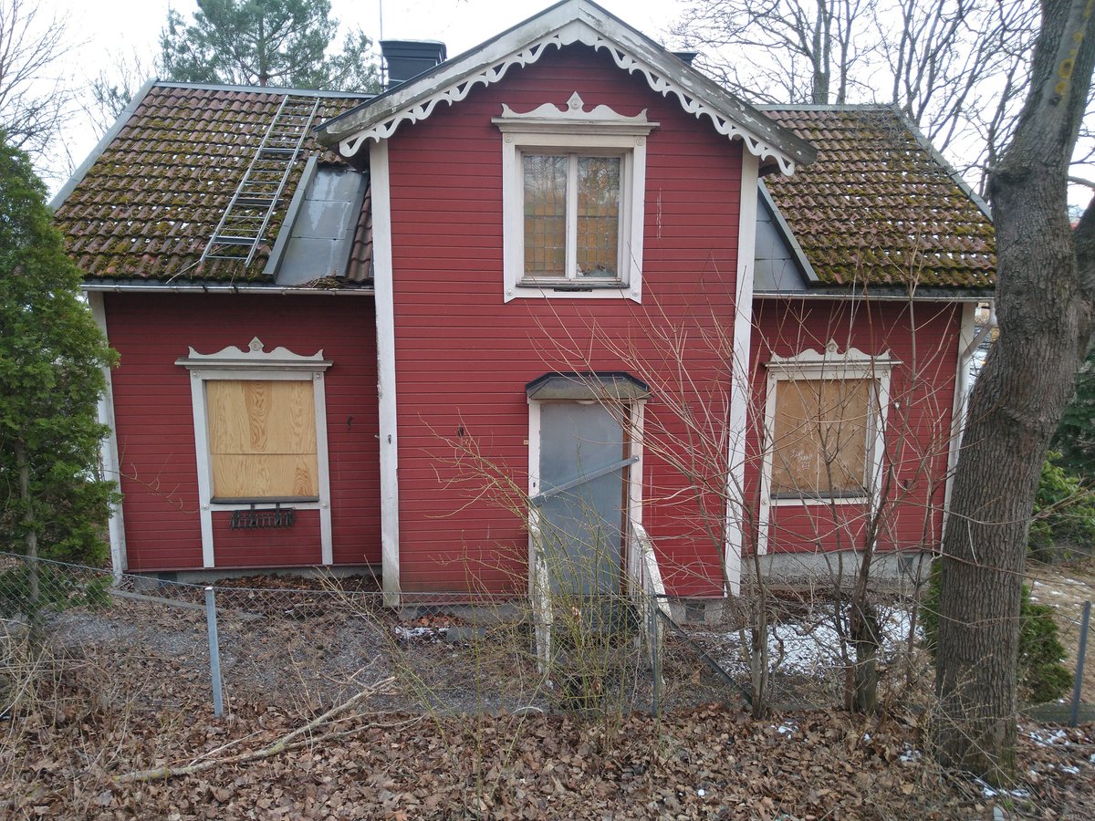 M_F_Strom's tweet photo. Finns det någon kommun som är lika ointresserad av sina byggnader i sitt kulturmiljöprogram som Solna? https://t.co/cv5bGdl69w